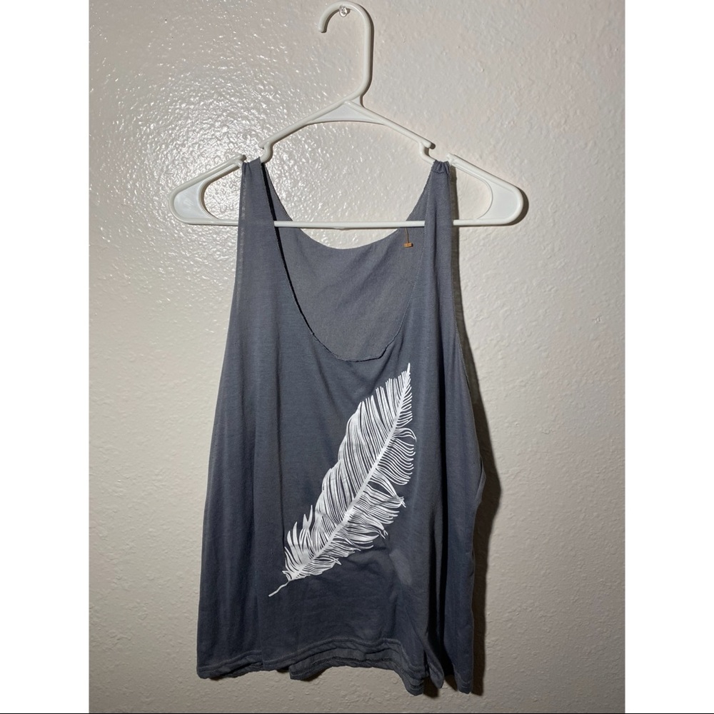 Grey tank